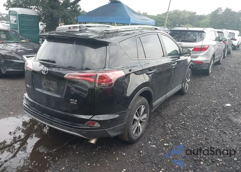 2017 Toyota Rav4 Xle из США, поврежденный, VIN 2T3RFREV3HW643111